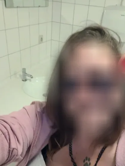 Alba, 33