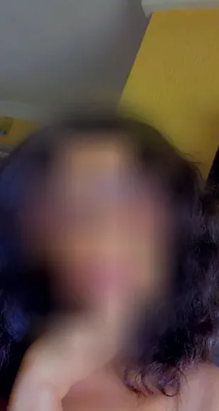 Charlotte, 33