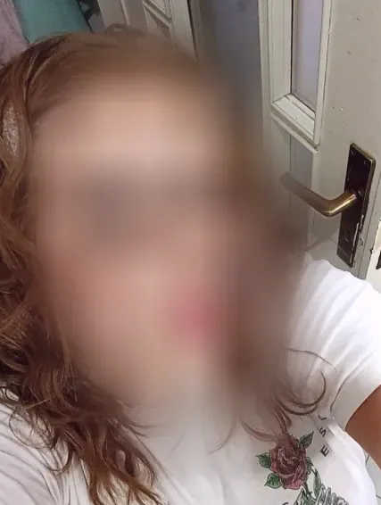 Molly, 26