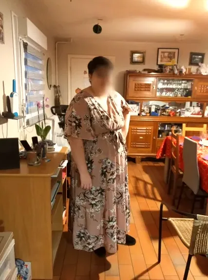 Rosa, 22
