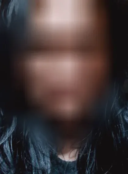 Signe, 32