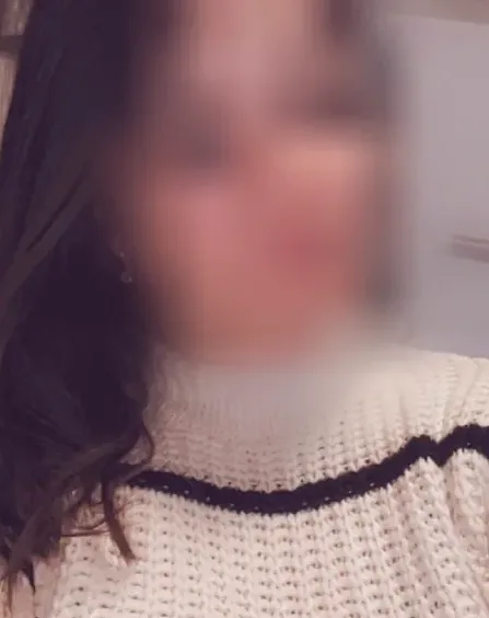 Zeynep, 31